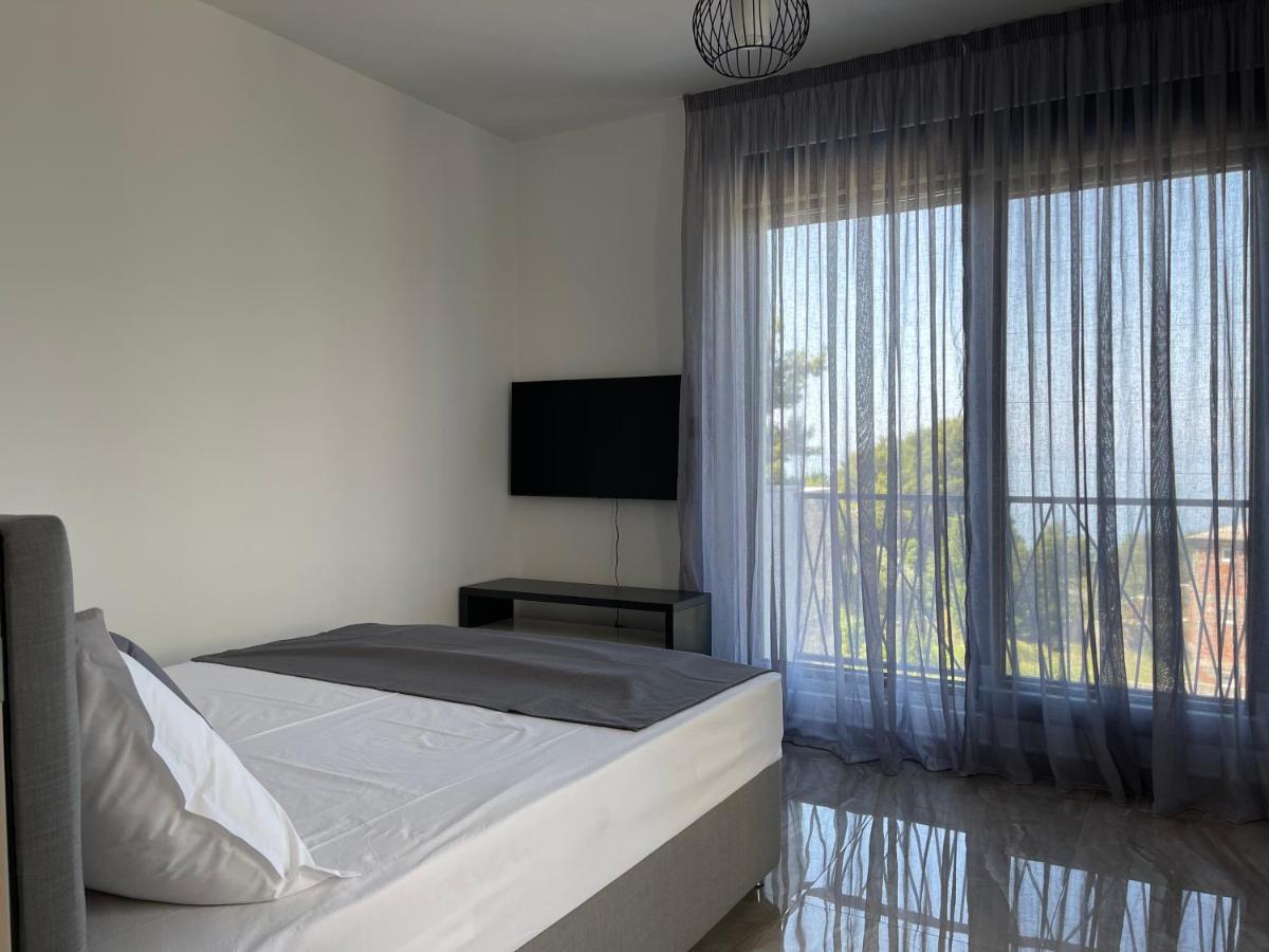 Villa Pine بار المظهر الخارجي الصورة