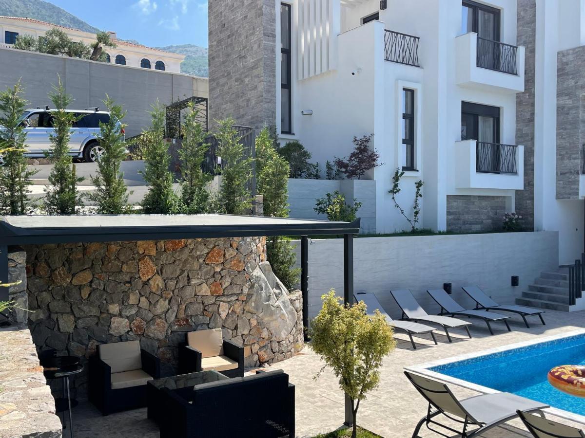 Villa Pine بار المظهر الخارجي الصورة