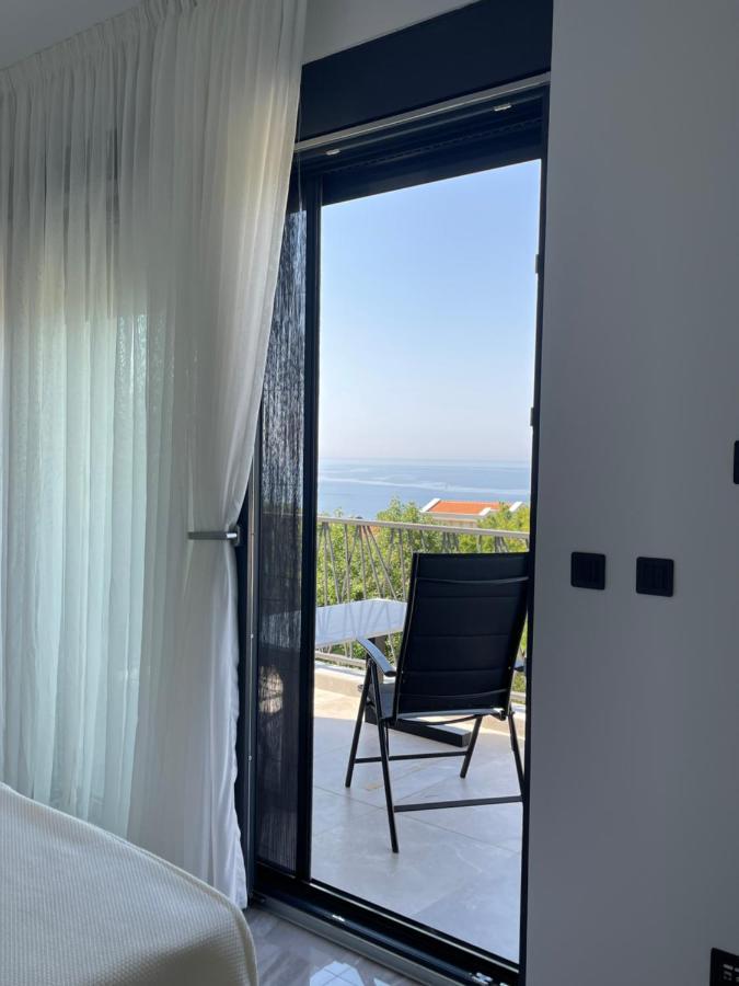 Villa Pine بار المظهر الخارجي الصورة