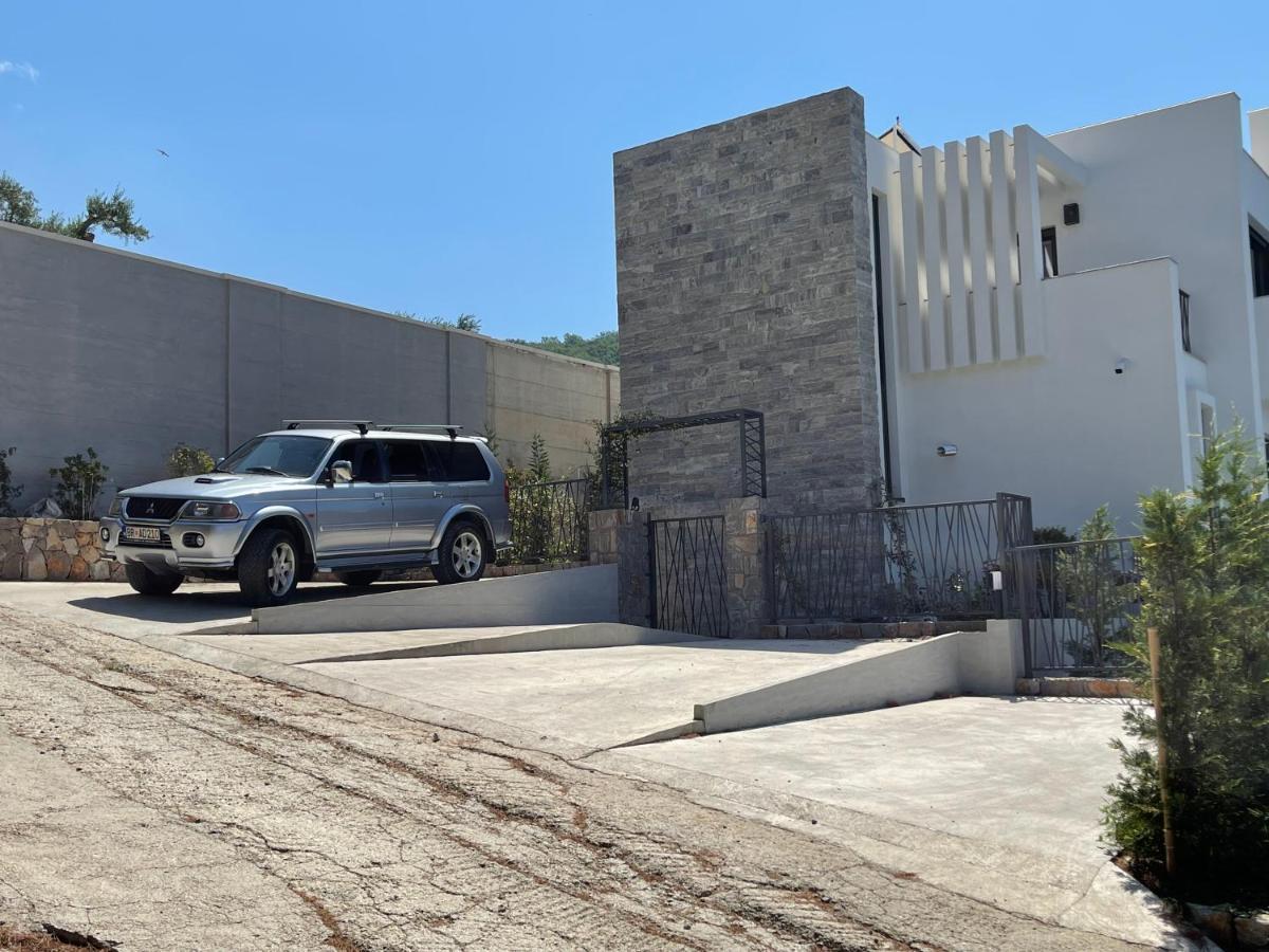 Villa Pine بار المظهر الخارجي الصورة