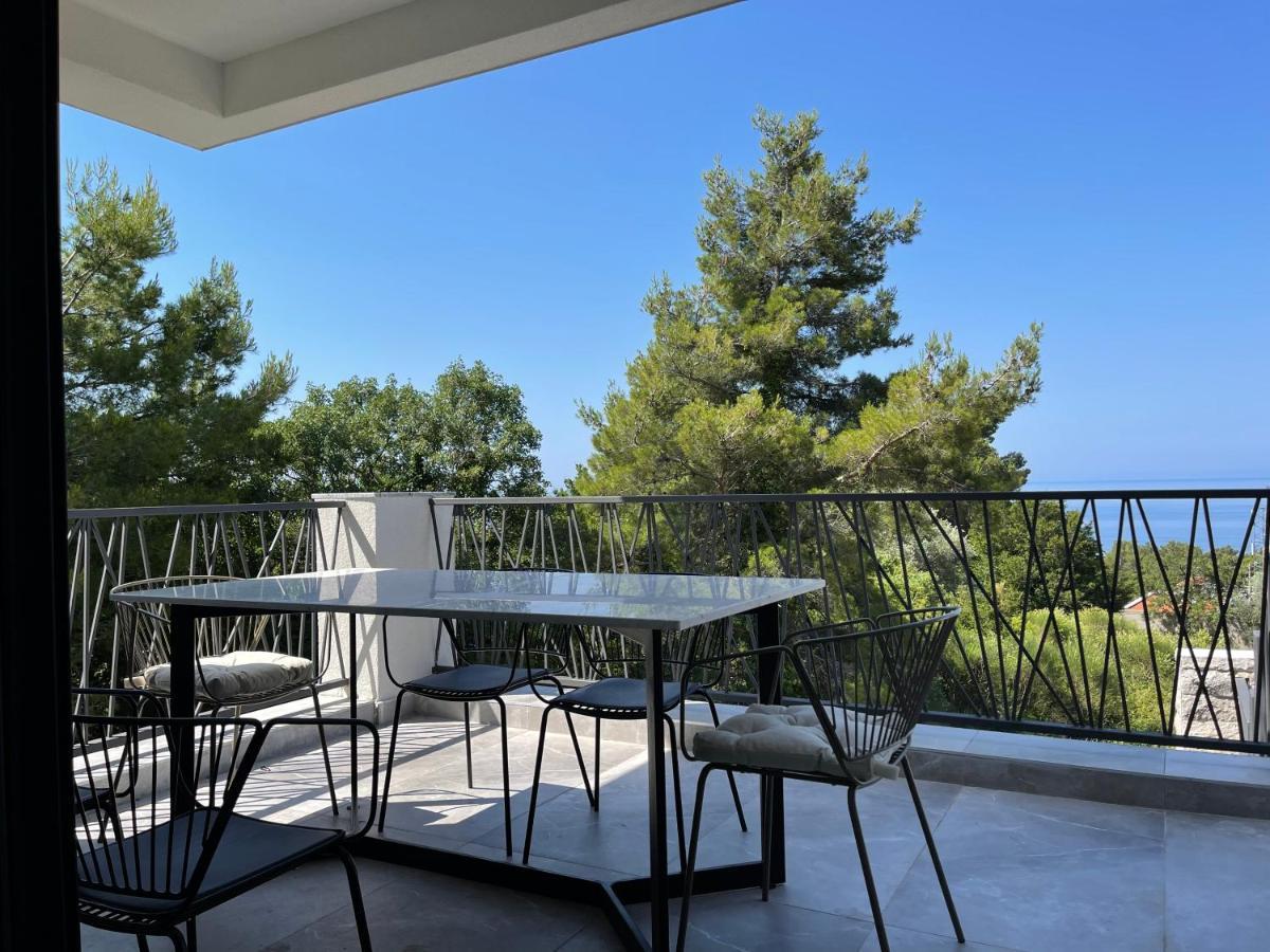 Villa Pine بار المظهر الخارجي الصورة